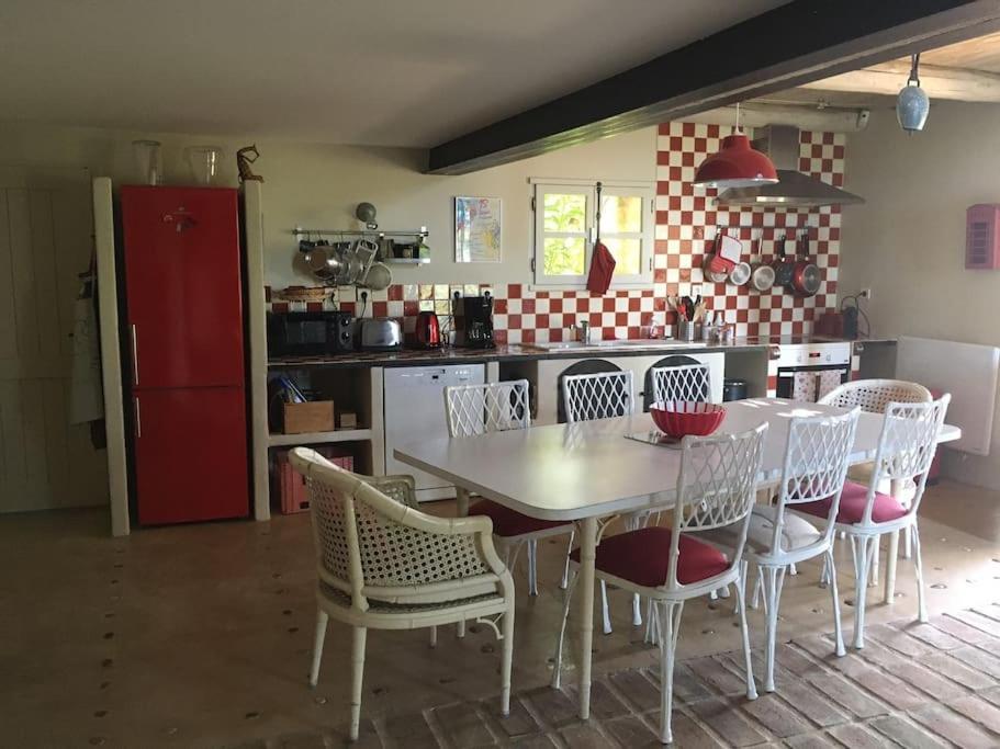 Gite Des Amis Domaine De Mas Caron Caromb المظهر الخارجي الصورة