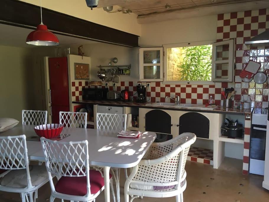 Gite Des Amis Domaine De Mas Caron Caromb المظهر الخارجي الصورة